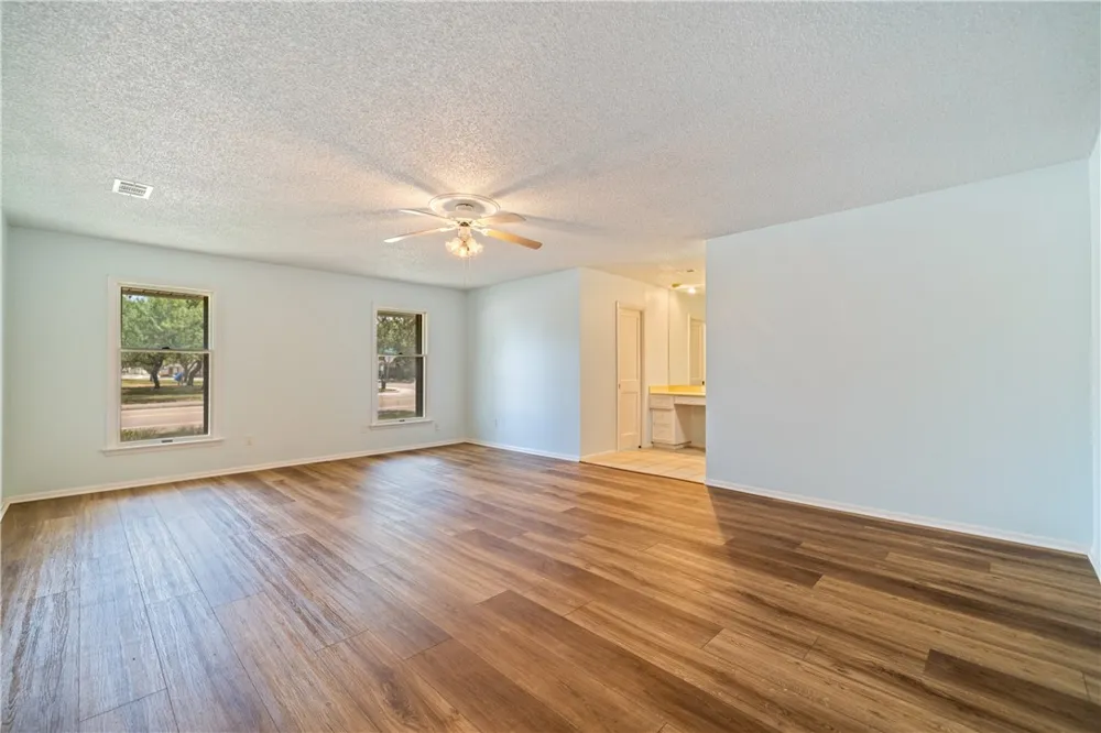 4518 CONGRESSIONAL DRIVE Corpus Christi, TX 78413
