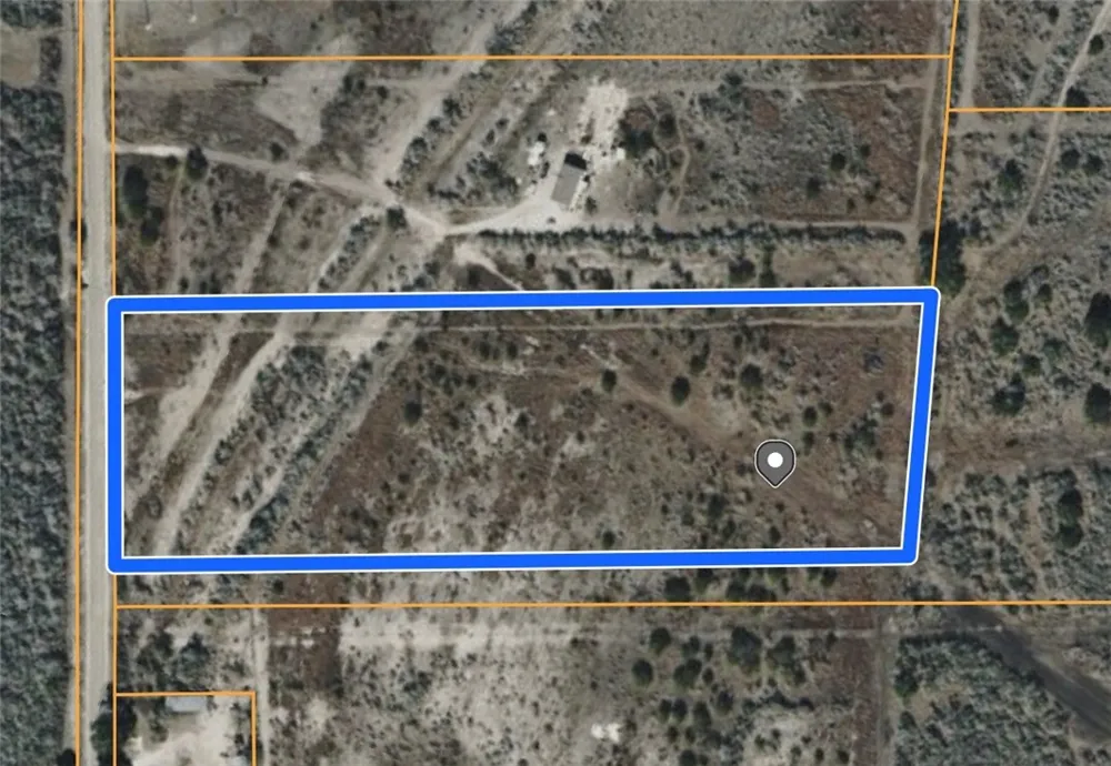 3826 CR 189 Karnes City, TX 78118