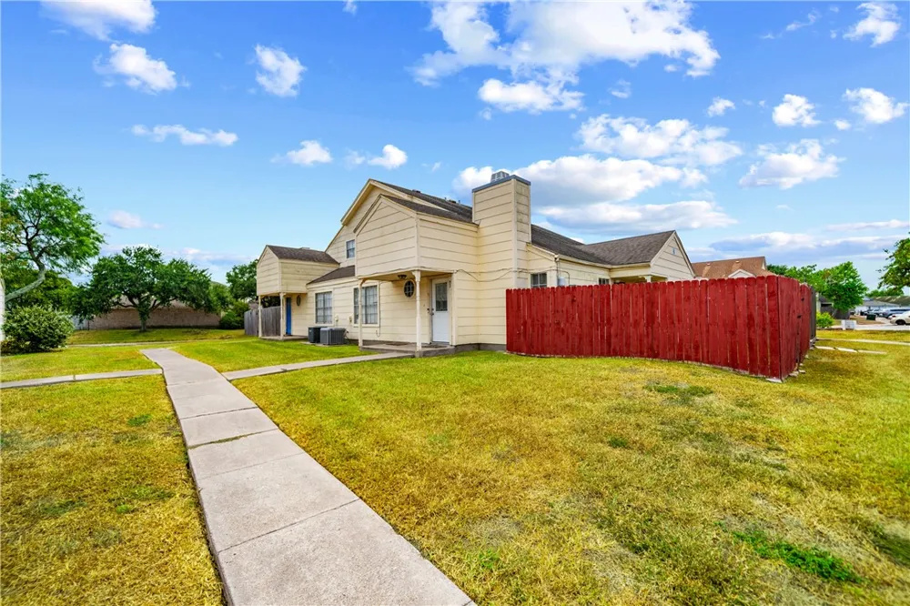 7252 The Mansions Drive #N-3 Corpus Christi, TX 78414