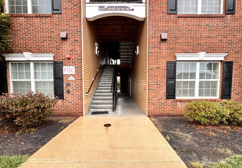 618 Strassle Way South Plainfield, NJ 07080