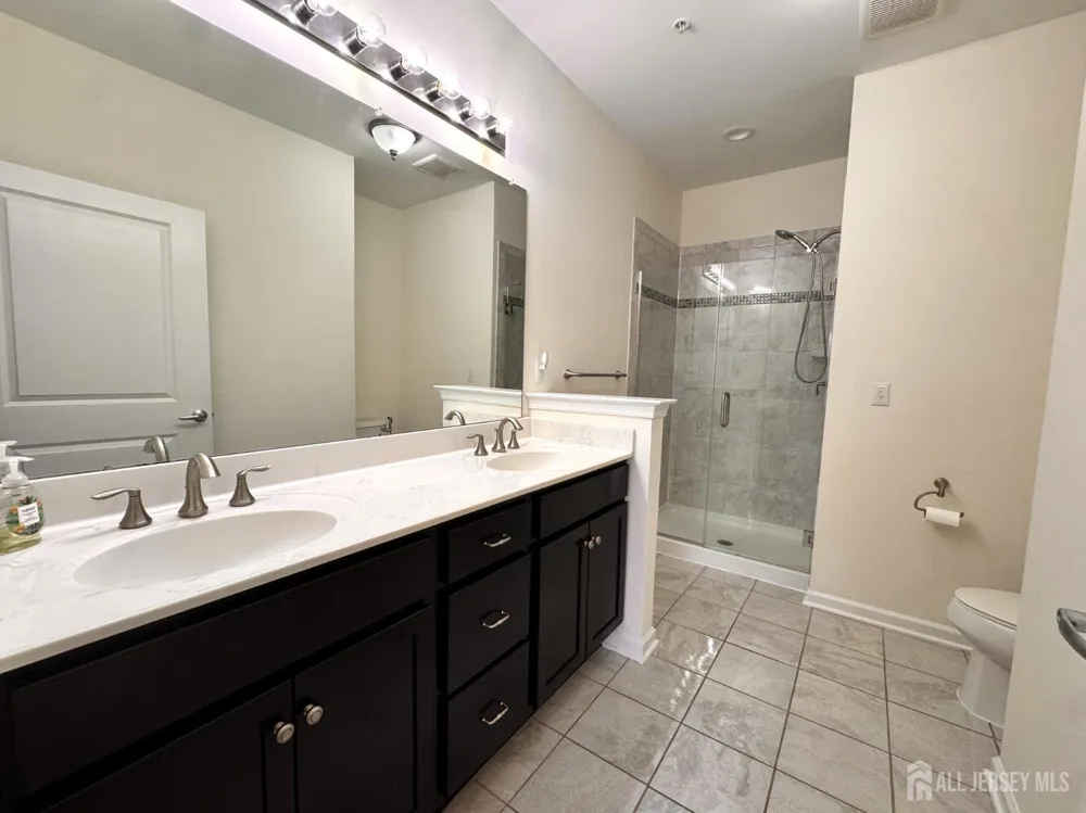 618 Strassle Way South Plainfield, NJ 07080