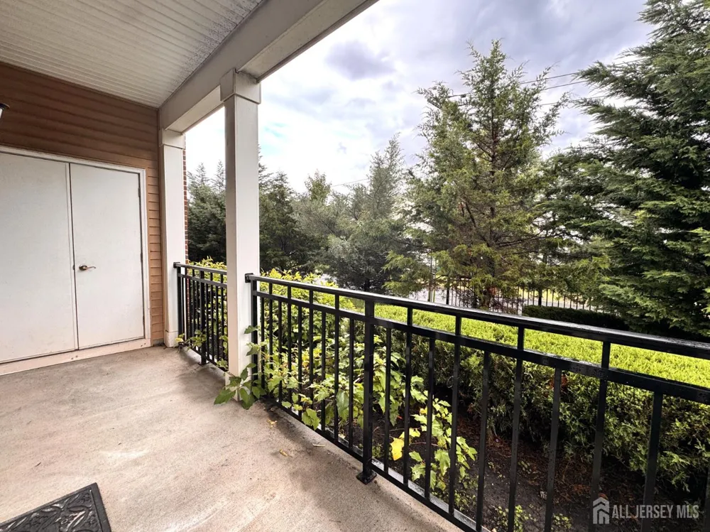618 Strassle Way South Plainfield, NJ 07080