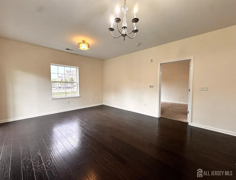 618 Strassle Way South Plainfield, NJ 07080