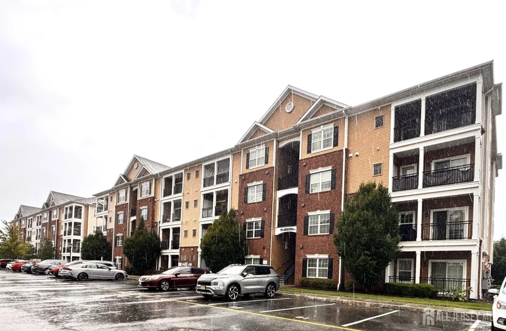 618 Strassle Way South Plainfield, NJ 07080
