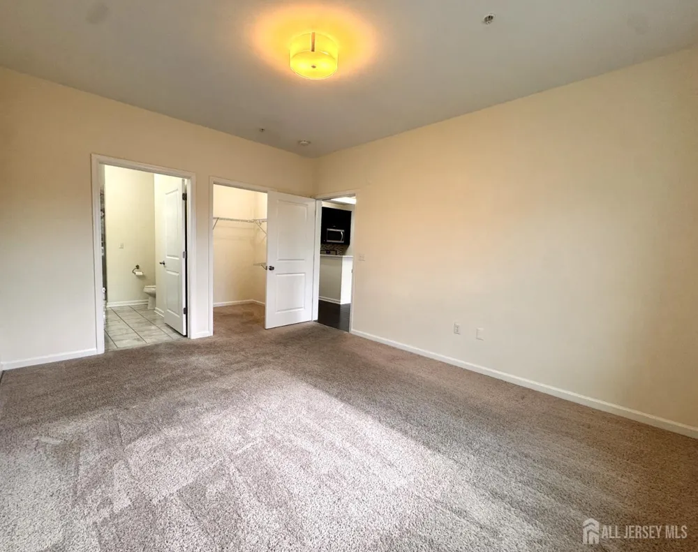 618 Strassle Way South Plainfield, NJ 07080