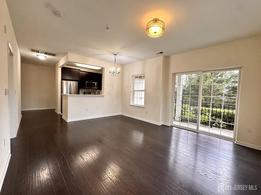 618 Strassle Way South Plainfield, NJ 07080