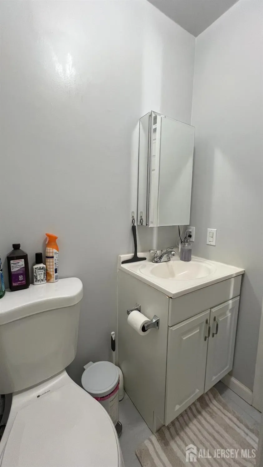 1210 Edison Glen Terrace Edison, NJ 08837