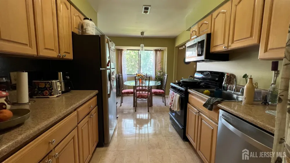 1210 Edison Glen Terrace Edison, NJ 08837
