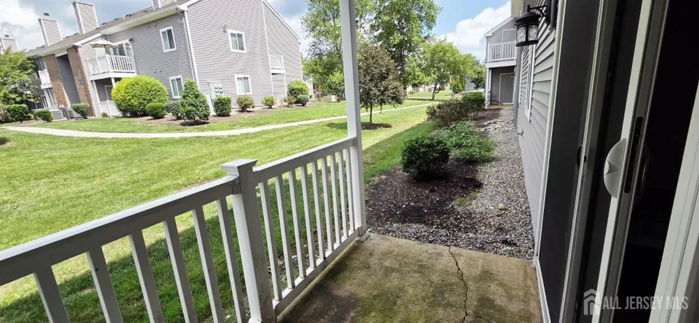 8207 Tamarron Drive Plainsboro, NJ 08536