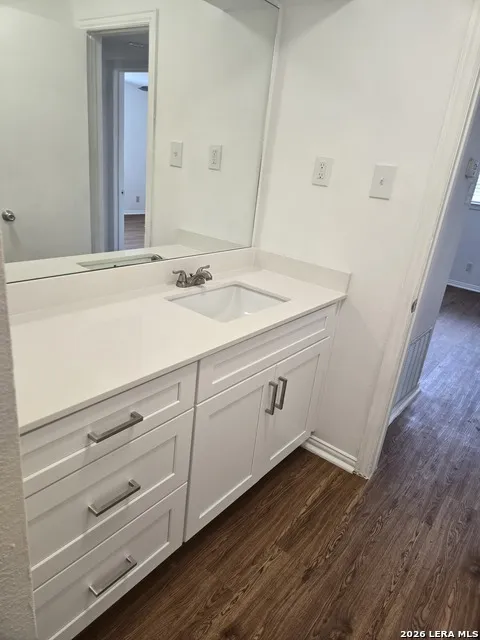 231 W SILVER SANDS DR #5 San Antonio, TX 78216