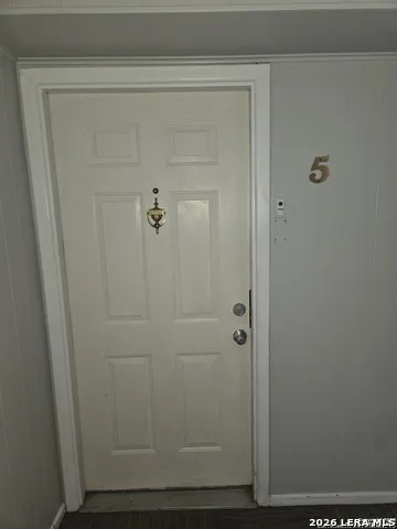 231 W SILVER SANDS DR #5 San Antonio, TX 78216