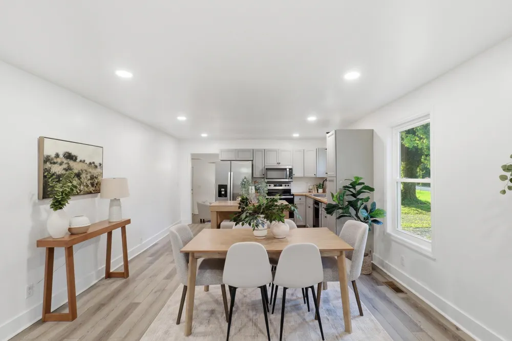 711 W James Avenue Rossville, GA 30741