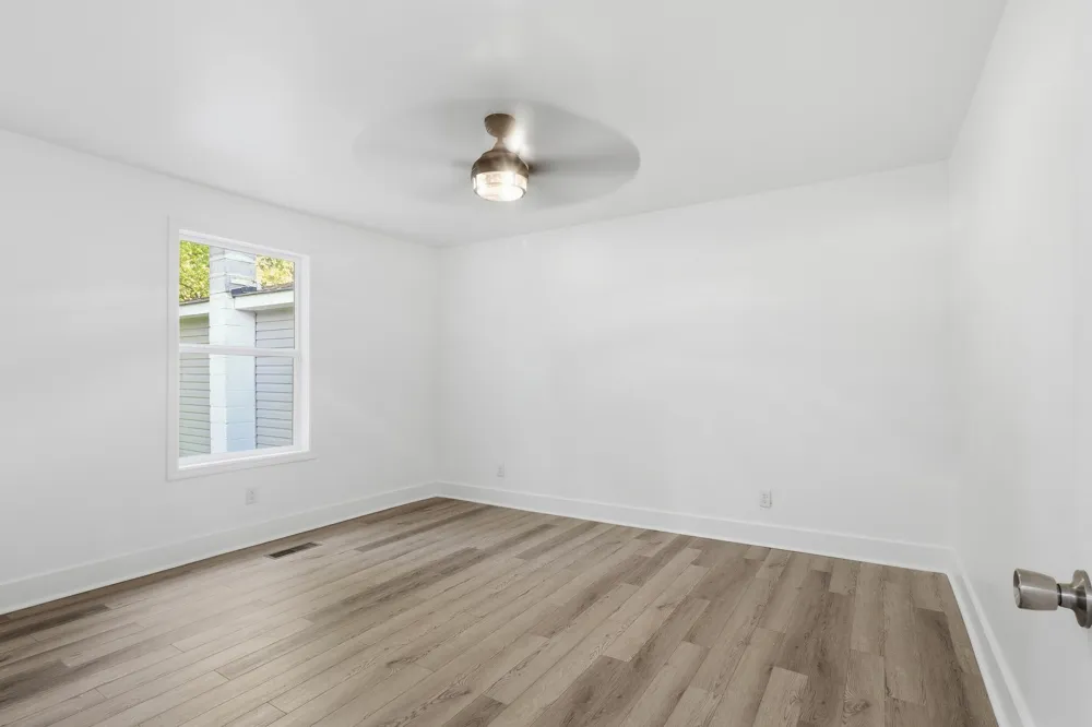 711 W James Avenue Rossville, GA 30741