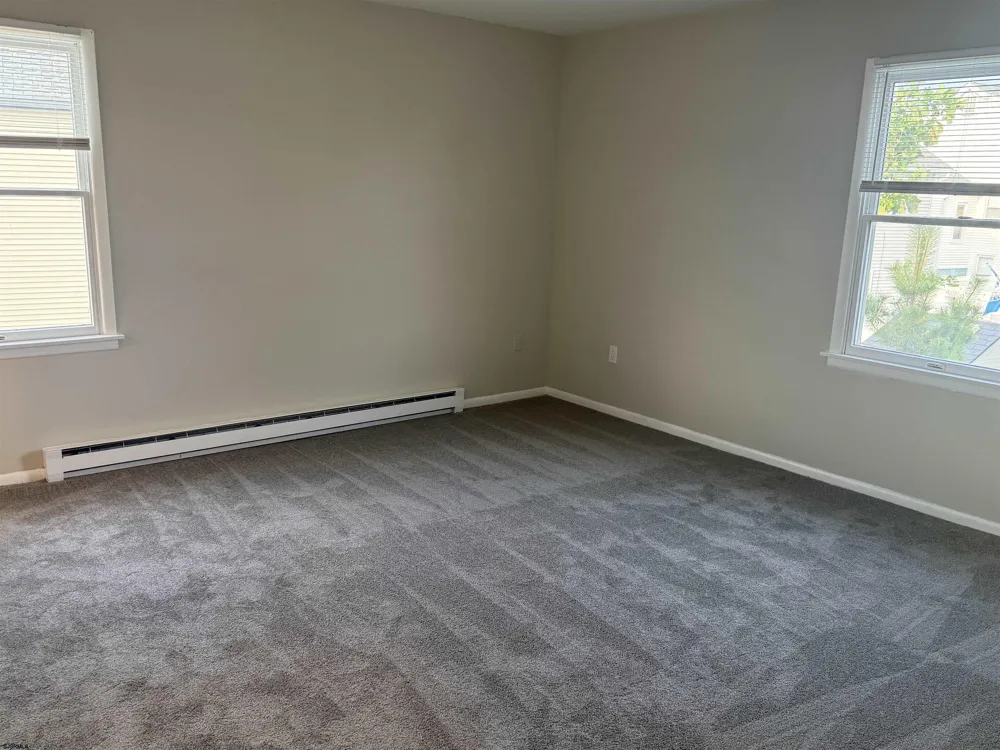 33 Lighthouse Dr Brigantine, NJ 08203