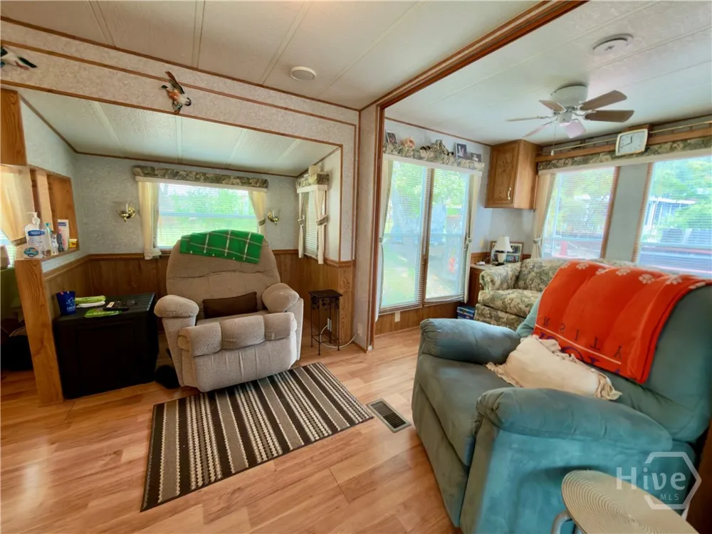 110 Admiral Drive Hartwell, GA 30643