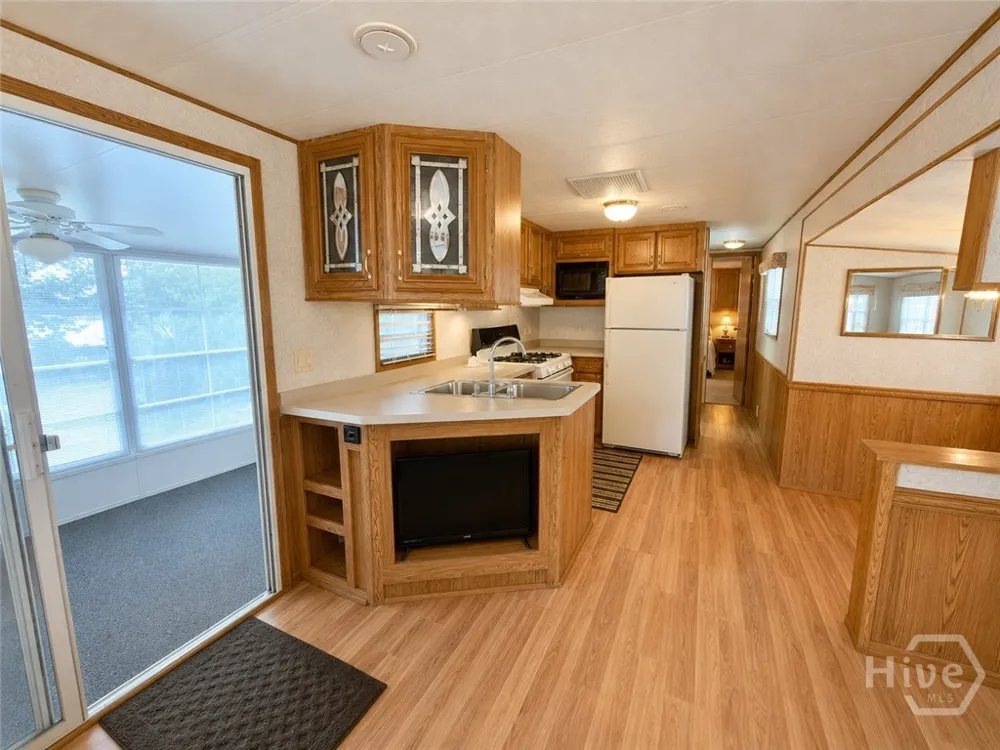 110 Admiral Drive Hartwell, GA 30643