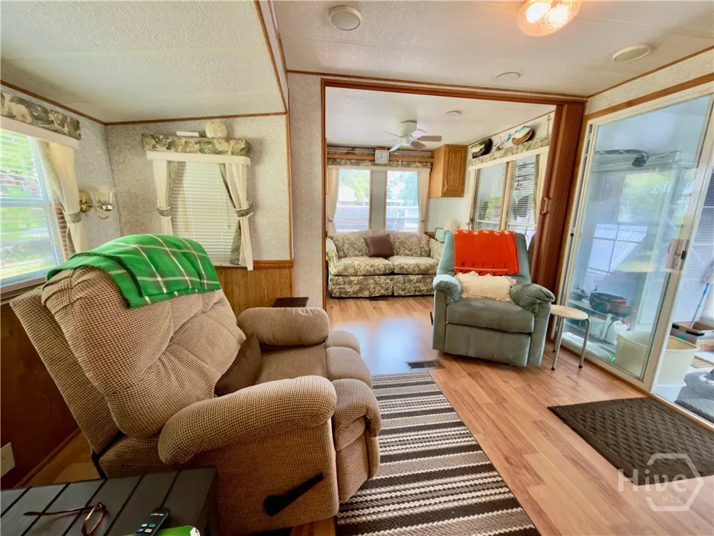 110 Admiral Drive Hartwell, GA 30643