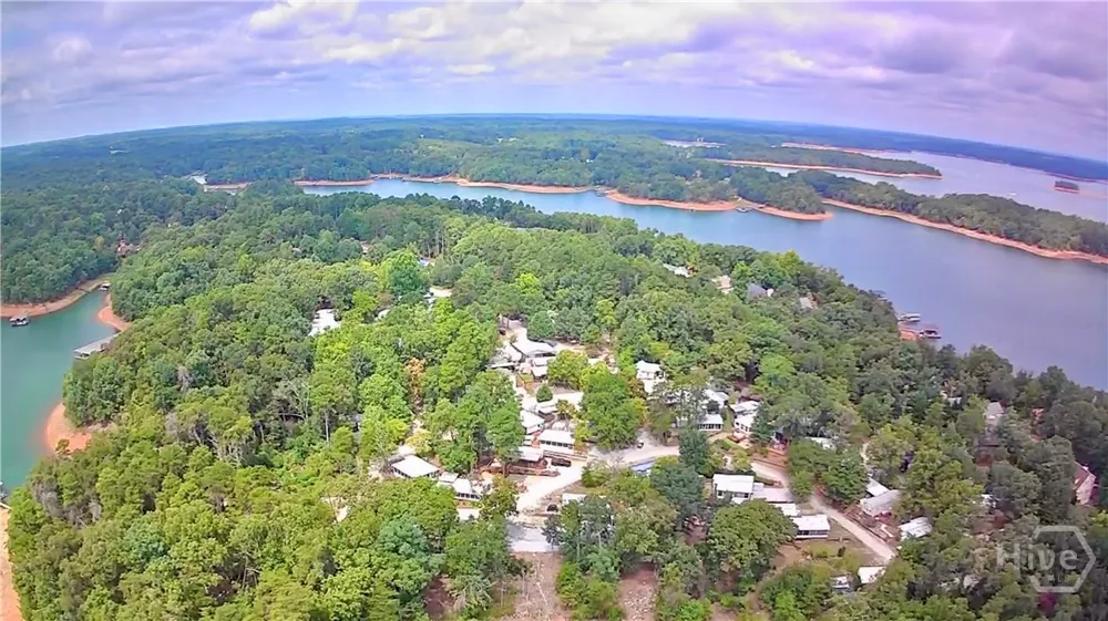 110 Admiral Drive Hartwell, GA 30643