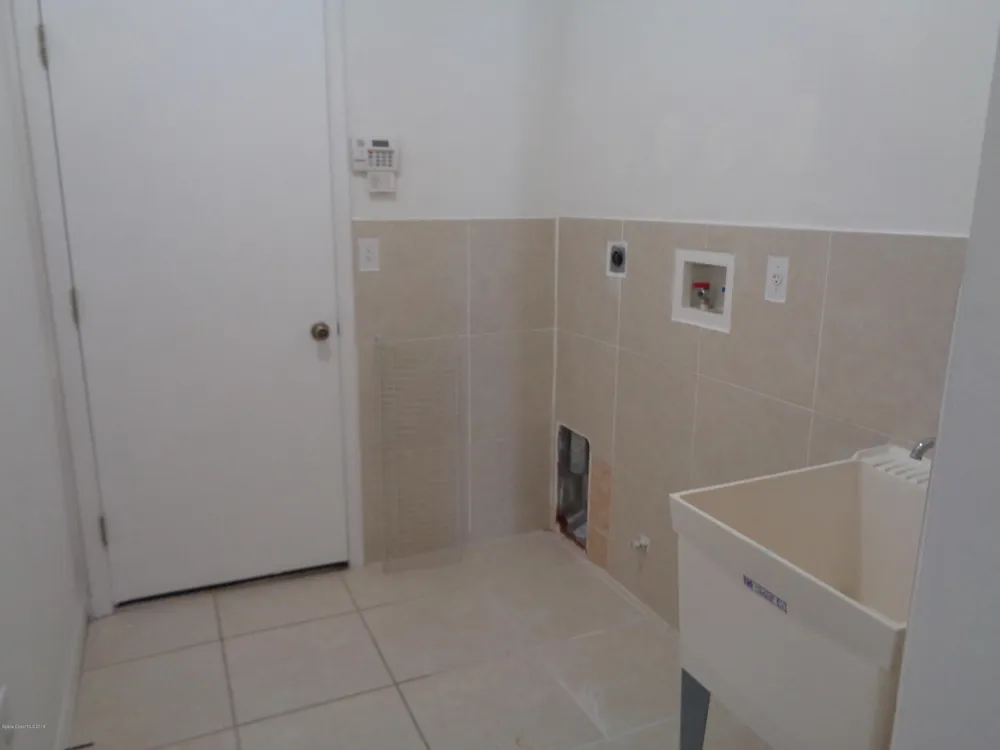3337 Hoofprint Drive Melbourne, FL 32940