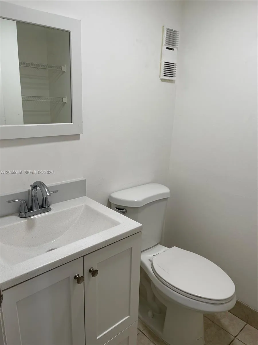 7510 SW 152nd Ave #B202 Miami, FL 33193