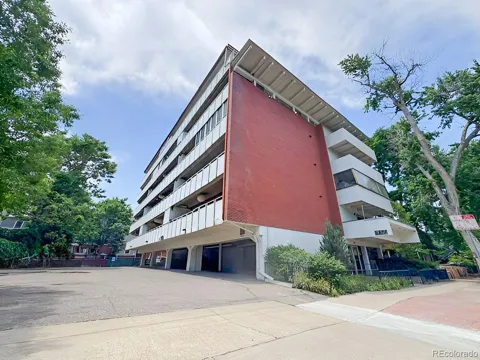 937 Clarkson Street #206