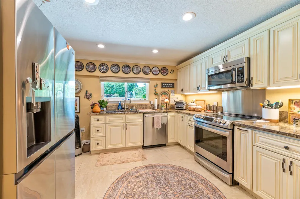 304 SW INDIAN GROVES DRIVE Stuart, FL 34994