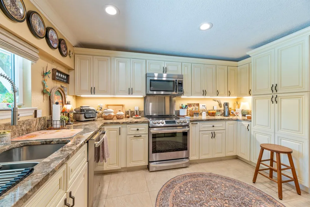 304 SW INDIAN GROVES DRIVE Stuart, FL 34994