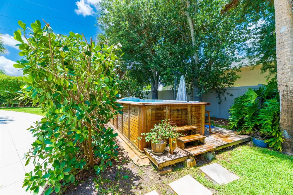 304 SW INDIAN GROVES DRIVE Stuart, FL 34994