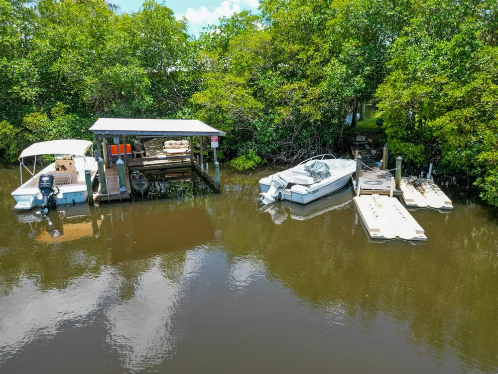304 SW INDIAN GROVES DRIVE Stuart, FL 34994