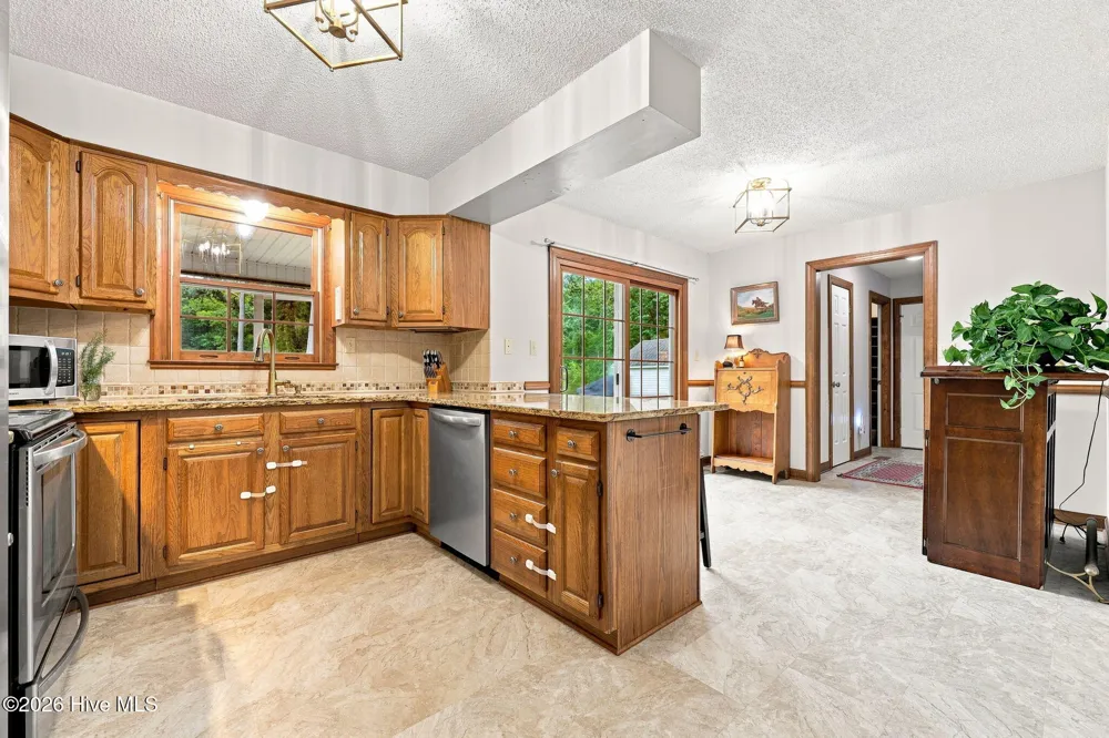 241 Mill Creek Lane Bath, NC 27808