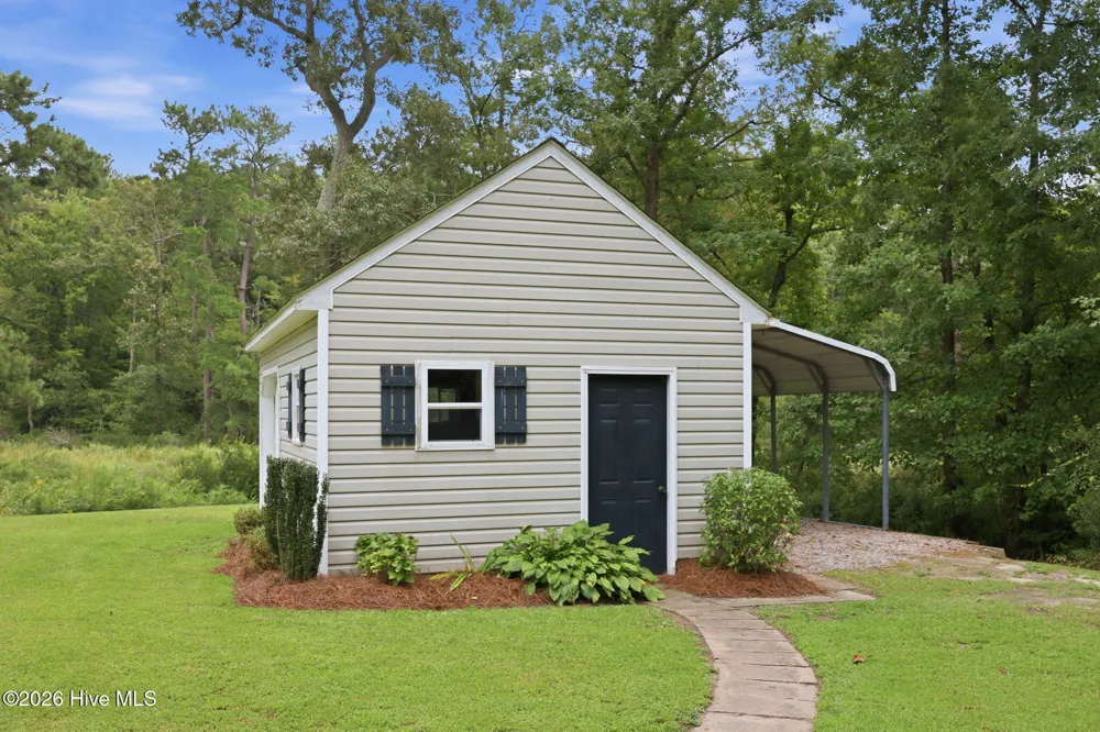 241 Mill Creek Lane Bath, NC 27808