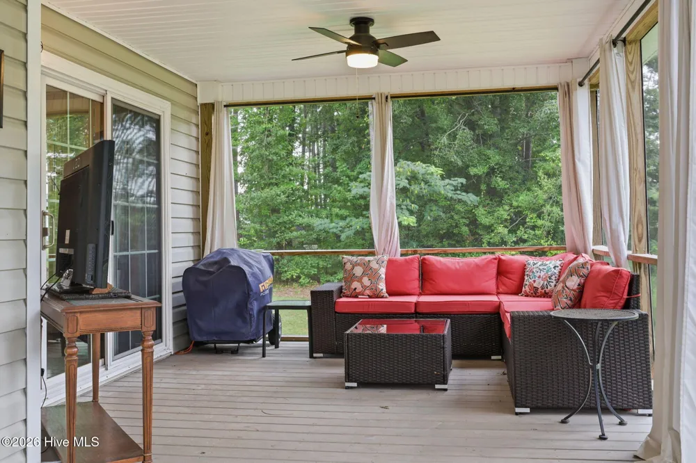 241 Mill Creek Lane Bath, NC 27808