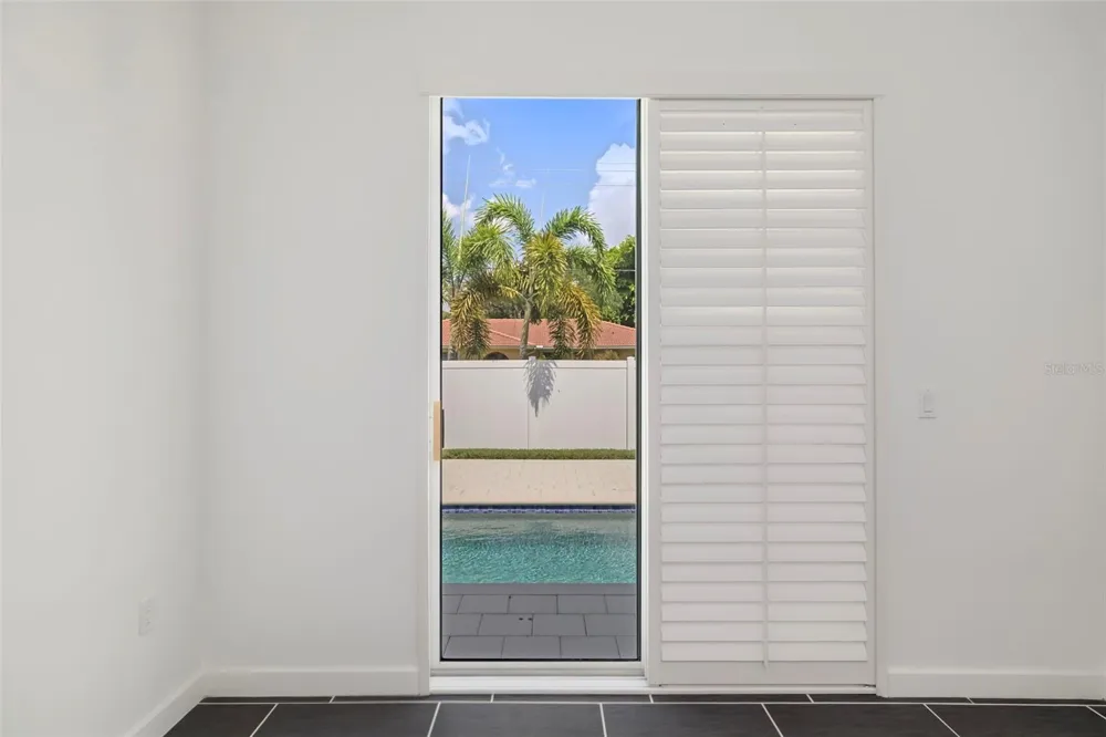 4524 RIVERWOOD AVENUE Sarasota, FL 34231