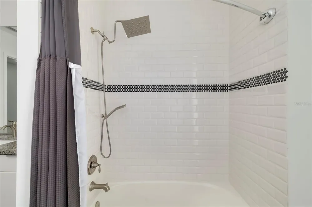 4524 RIVERWOOD AVENUE Sarasota, FL 34231