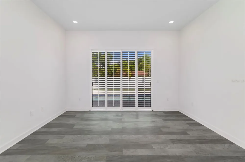 4524 RIVERWOOD AVENUE Sarasota, FL 34231