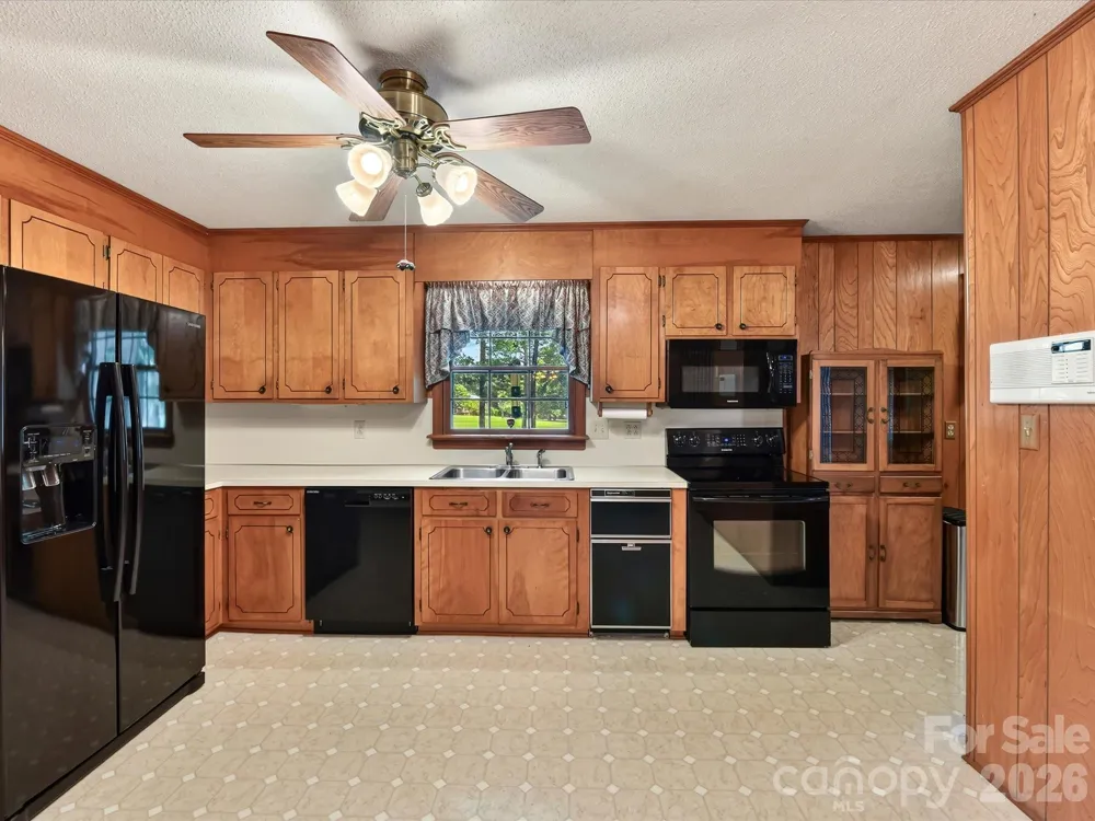 2646 Rolling Hills Drive Monroe, NC 28110