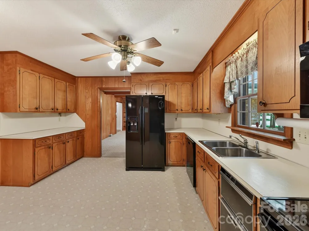 2646 Rolling Hills Drive Monroe, NC 28110
