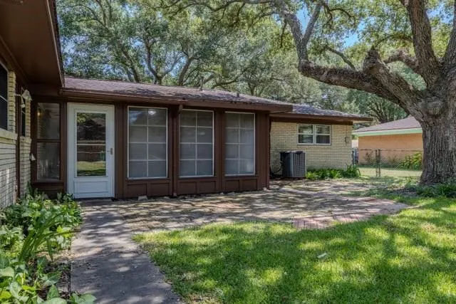 1700 Mustang Avenue Bay City, TX 77414