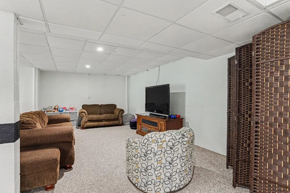 11104 Littlefield Richland, MI 49083
