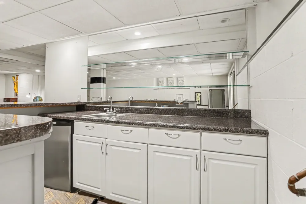 11104 Littlefield Richland, MI 49083
