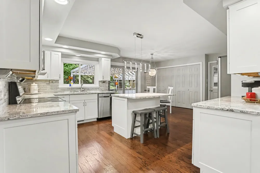 11104 Littlefield Richland, MI 49083