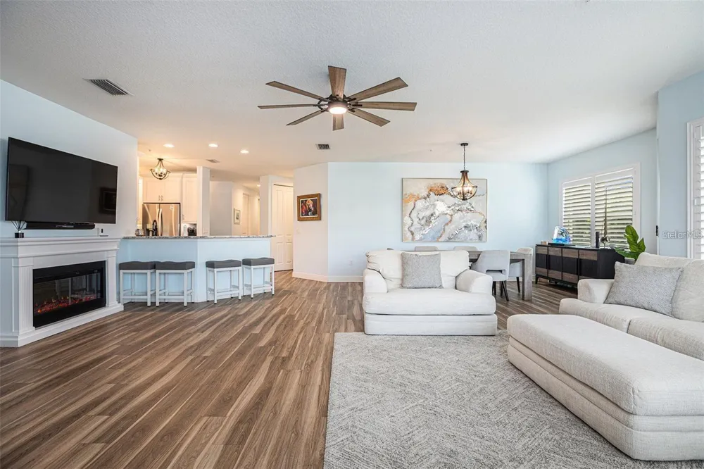 3430 77TH STREET W #101 Bradenton, FL 34209