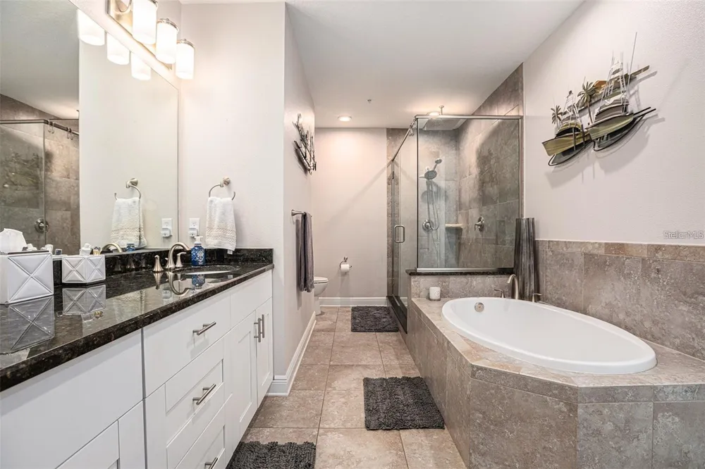 3430 77TH STREET W #101 Bradenton, FL 34209
