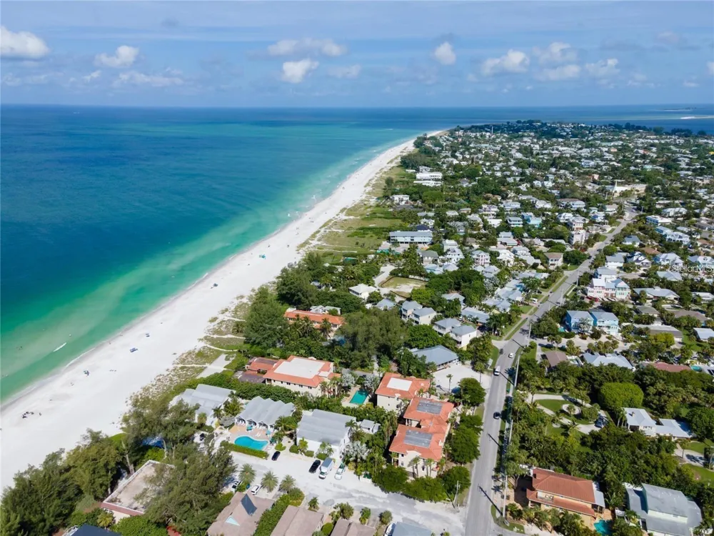 3430 77TH STREET W #101 Bradenton, FL 34209