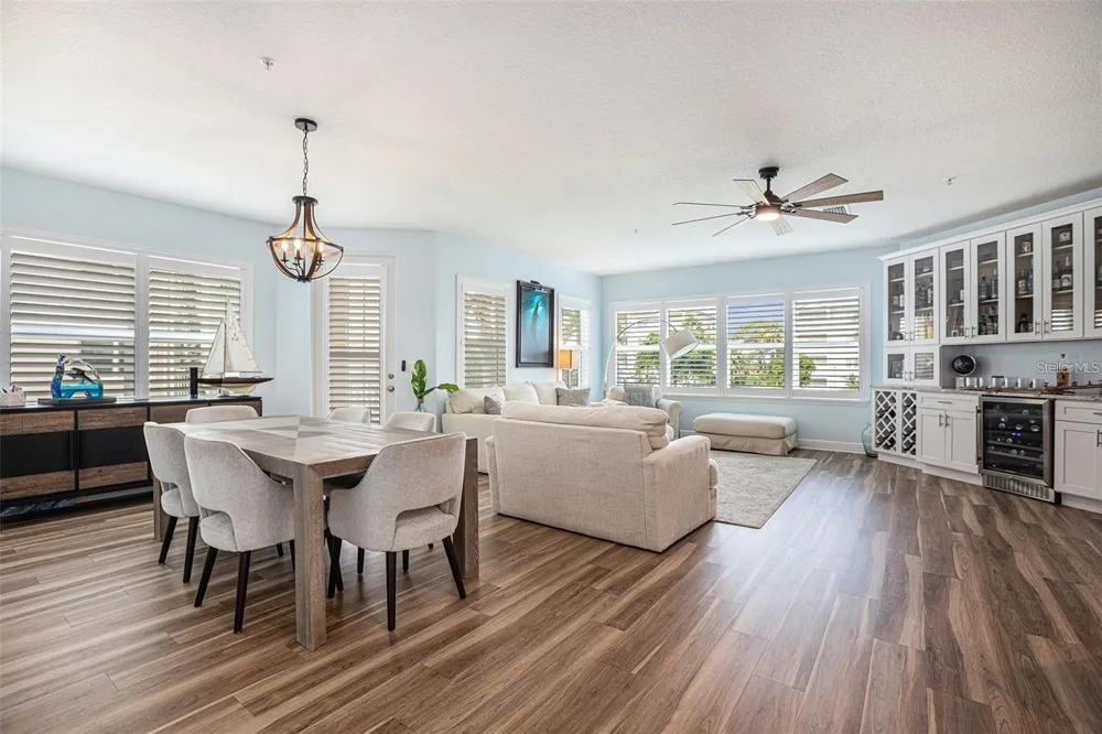 3430 77TH STREET W #101 Bradenton, FL 34209