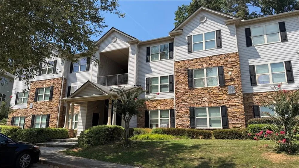 2102 Fairington Club Drive Lithonia, GA 30038