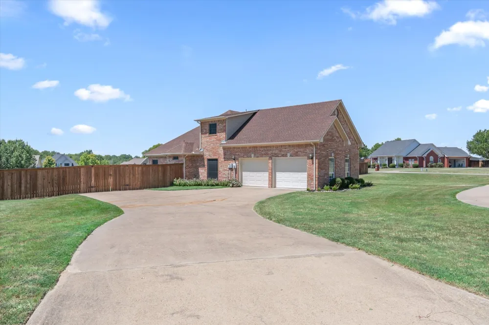 117 Lake Meadow Boulevard Canton, TX 75103