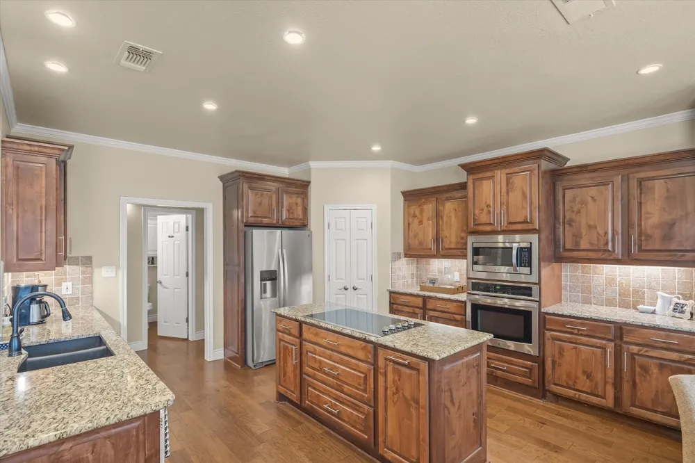 117 Lake Meadow Boulevard Canton, TX 75103