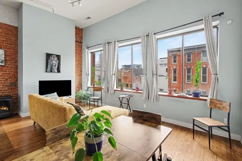 120 W Washington Street #I