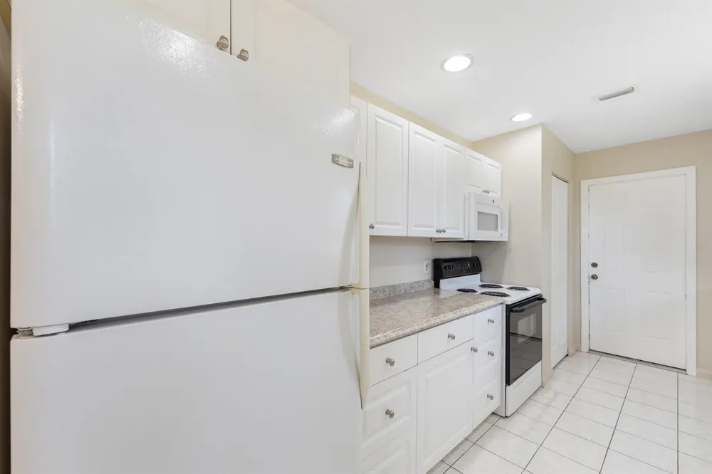 209 SW CHAPMAN AVENUE Port St. Lucie, FL 34984